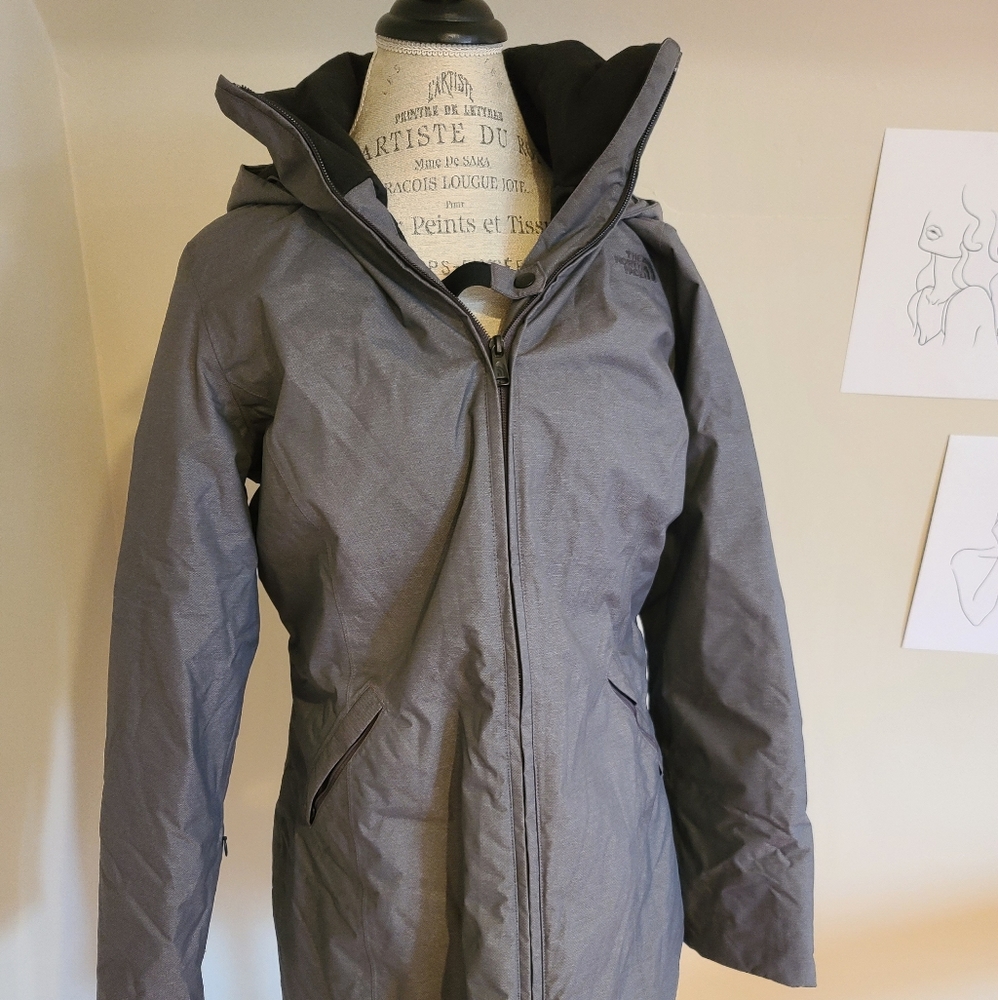 TODAY ONLY $ disc NORTHFACE Winter coat hip length